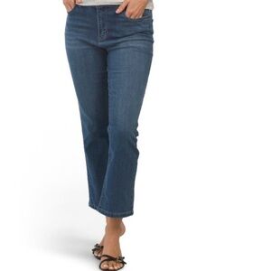 D. Jeans High Rise Kick Crop Jeans 14
